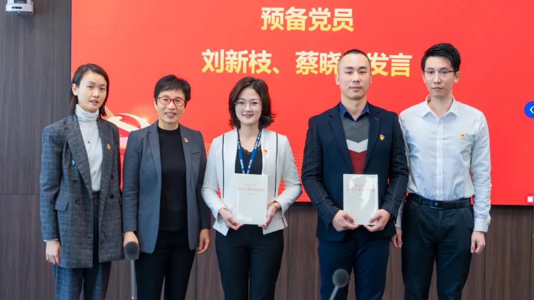 夏英元帶隊(duì)調(diào)研奧威亞黨總支2020年黨建工作2.jpg 夏英元帶隊(duì)調(diào)研奧威亞黨總支2020年黨建工作2.jpg