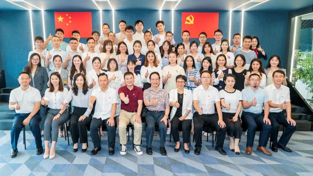 慶祝建黨100周年暨表彰大會活動合影.jpg 慶祝建黨100周年暨表彰大會活動合影.jpg