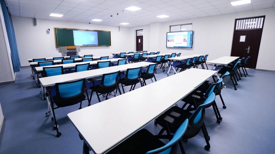 河南師范大學 微格教學，提升師范生教育實踐能力1.jpg