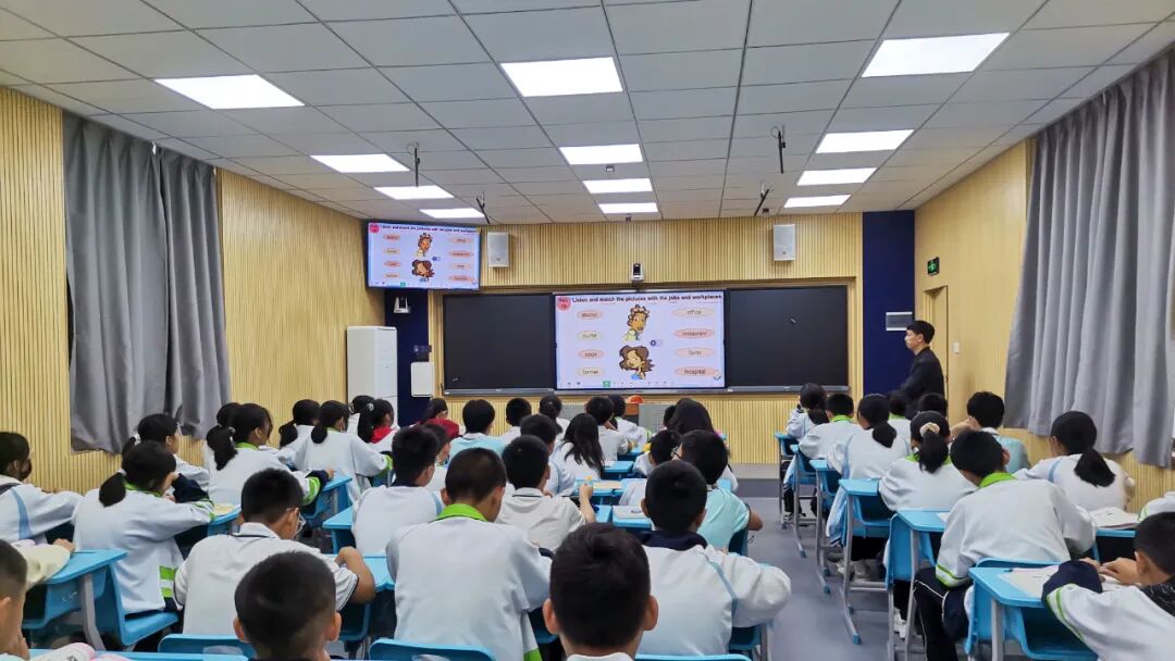 奧威亞以數字化賦能縣中振興，重塑縣域教育幫扶生態