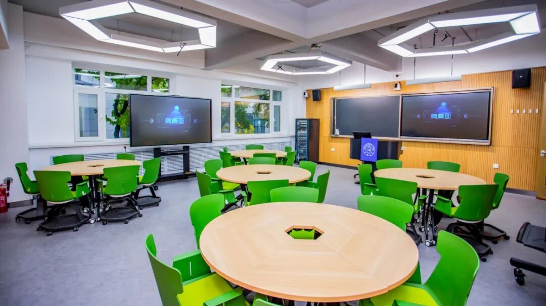 AI賦能，重塑未來！構建全周期、多維度的教師培養新范式