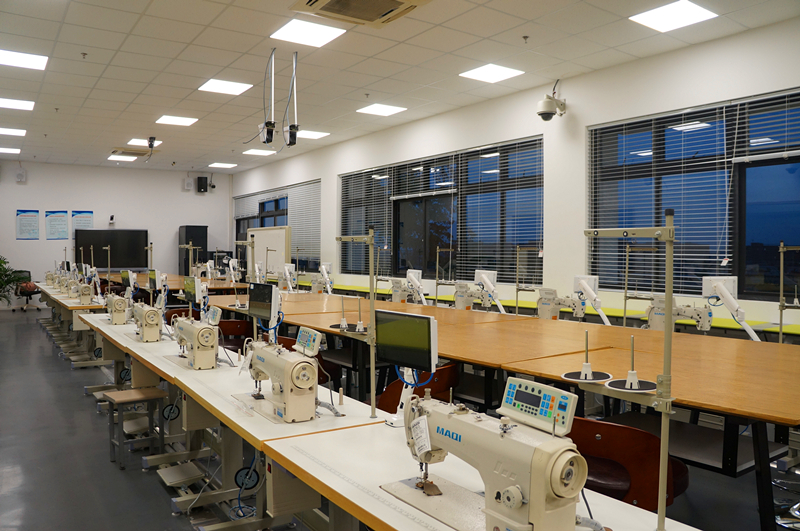 創新服裝實訓教學，實現“教、學、做”一體化！